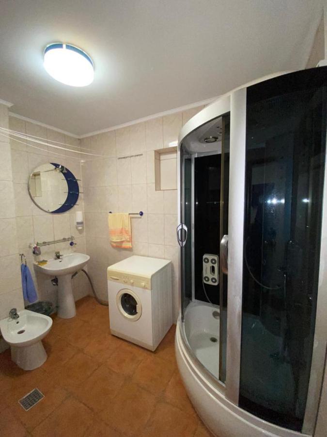 Apartament Cochet Leilighet Bucureşti Eksteriør bilde